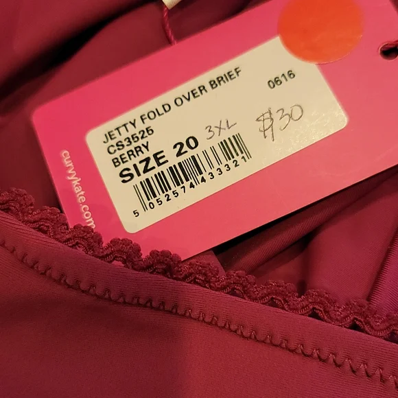 Curvy Kate Raspberry Bikini - Picture 16 of 16